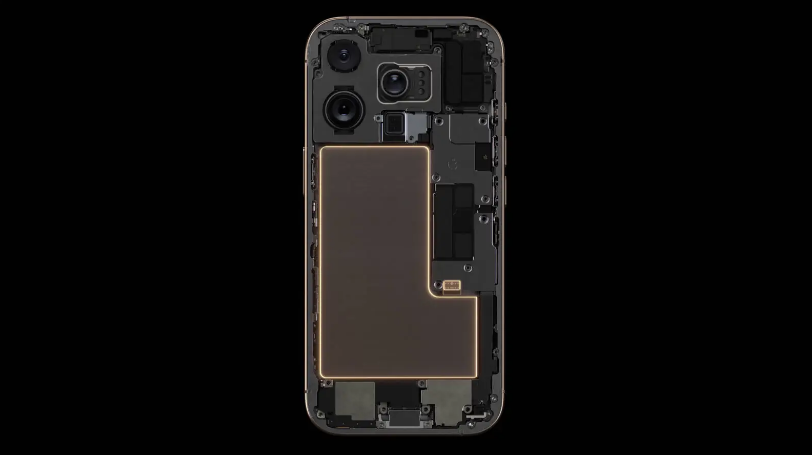 正宁苹果手机维修分享iPhone 16 Pro 系列屏幕更大，搭载 A18 Pro 芯片 